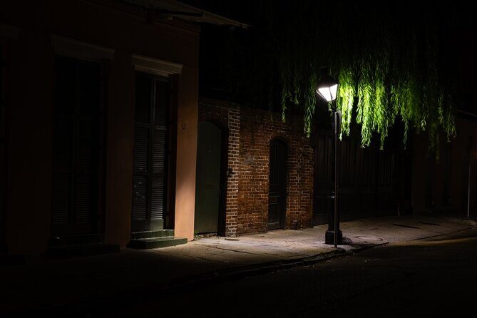 New Orleans Adults-Only True Crime and Ghost Walking Tour - What Makes This Tour Stand Out
