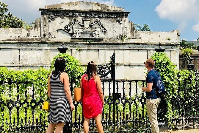 New Orleans City and Cemetery Tour with Garden District Stroll - What You Can Expect from the Tour