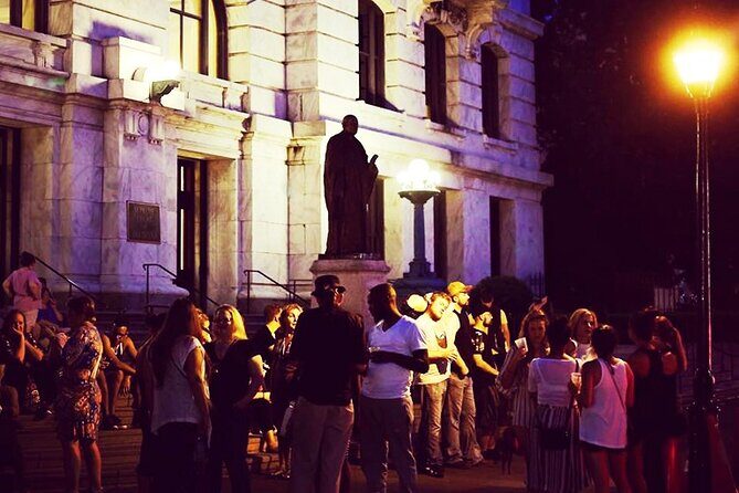 New Orleans' Historic Haunted Bar Crawl - Key Points