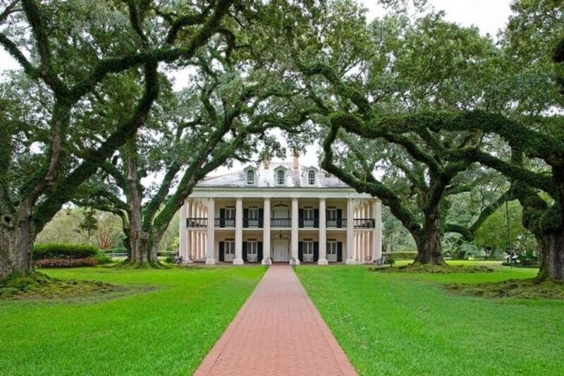New Orleans: Oak Alley & Laura Plantation Tour w/Transport - FAQs