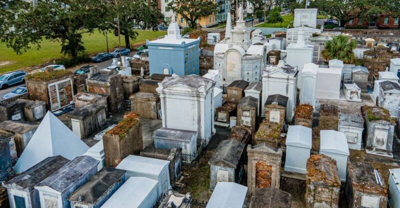New Orleans: Walking Tour Inside St. Louis Cemetery No. 1 - What to Expect from the Tour
