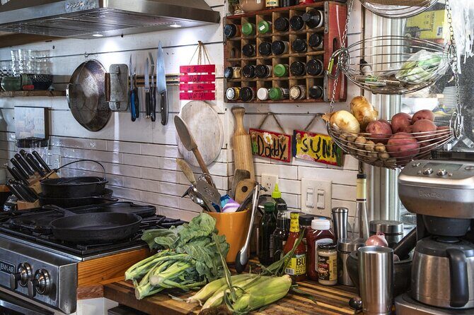 NEW: Private Cooking Class & Lowcountry Boil with Local Chef Clay - The Meal and Beverages