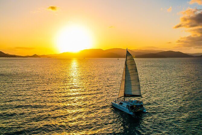 NEW SUNSET TOUR-Airlie Beach Sunset Sail in Style- BYO drinks - What to Expect From the Sunset Cruise