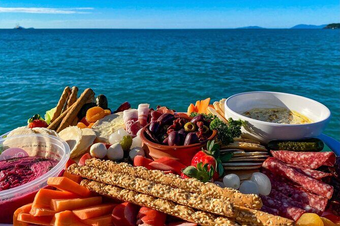 NEW SUNSET TOUR-Airlie Beach Sunset Sail in Style- BYO drinks - The Experience and Reviews