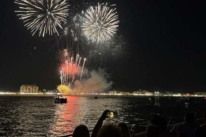 New year's Eve Fireworks Cruise aboard the Sea Rocket - Key Points