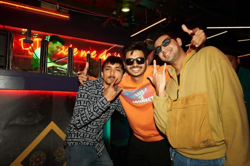 New Years Eve Pub Crawl London - How the Night Unfolds