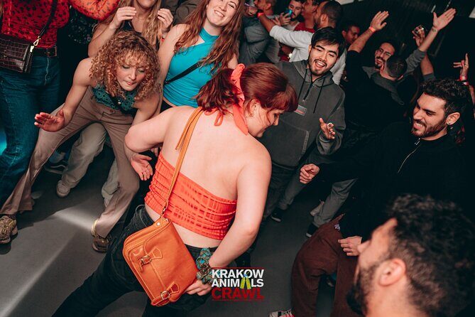 New Year's Eve Pub Crawl With 2 Hour Unlimited Alcohol + VIP Entry To Best Clubs - What to Expect from the Experience