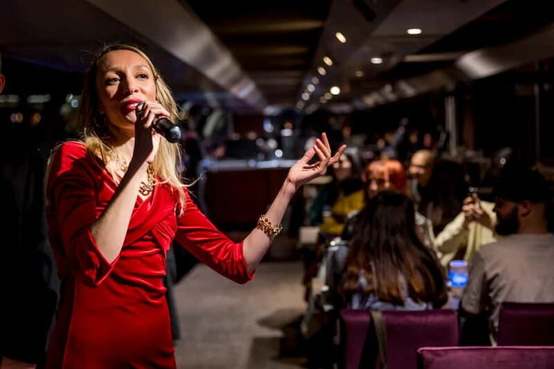 New Year's Eve Seine Cruise and Dinner in Paris - The Experience in Detail