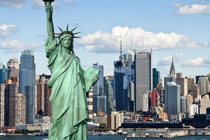 New York Airport JFK Round-Trip Private Transfer by Luxury SUV - Is This Service Right for You?