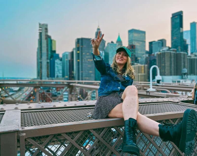 New York City: Brooklyn Bridge and DUMBO Guided Walking Tour - Key Points