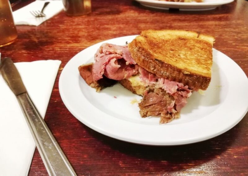 New York City: Flatiron Food, History, and Architecture Tour - FAQs