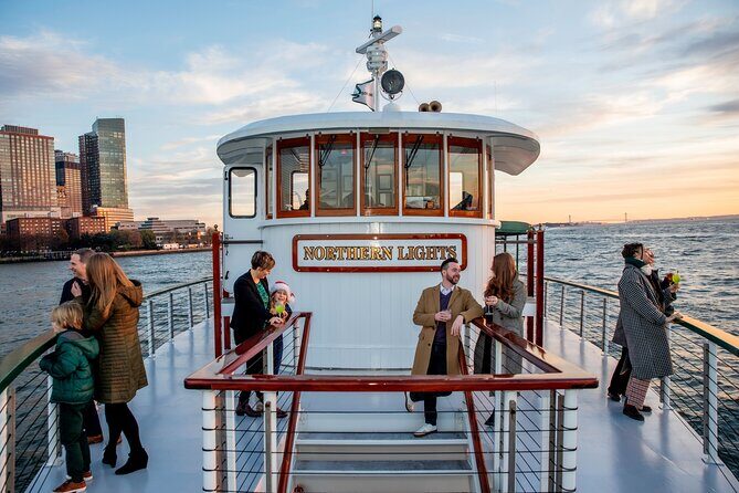 New York City Holiday Sunset Sightseeing Cruise - A Detailed Look at the NYC Sunset Cruise Experience