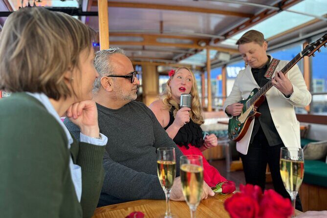 New York City Live Music Sightseeing Serenade Cruise - FAQ