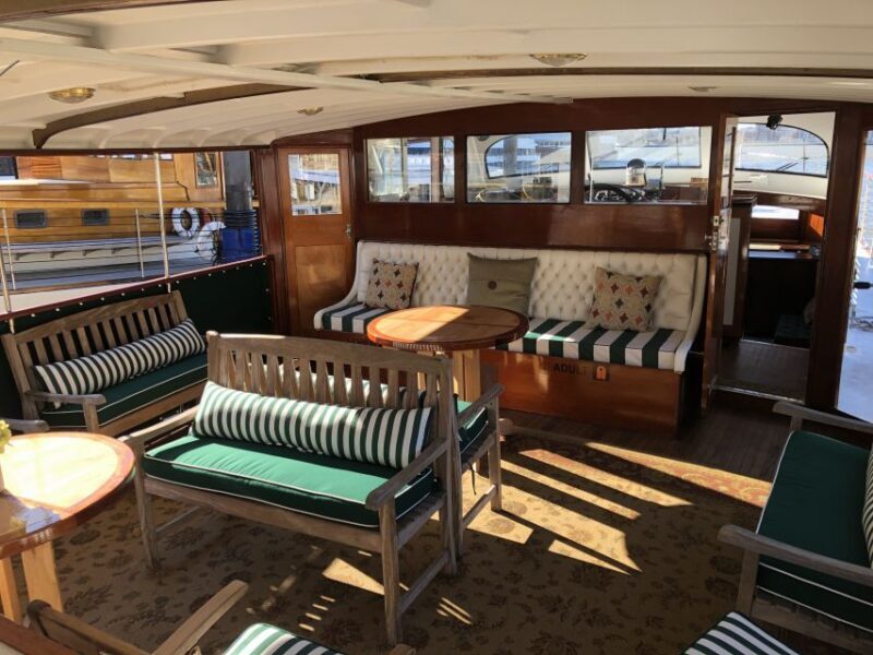 New York City: Mini Yacht Boat Ride with Sightseeing - The Overall Experience