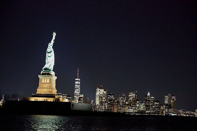 New York City Skyline Night Sailboat Tour - Key Points