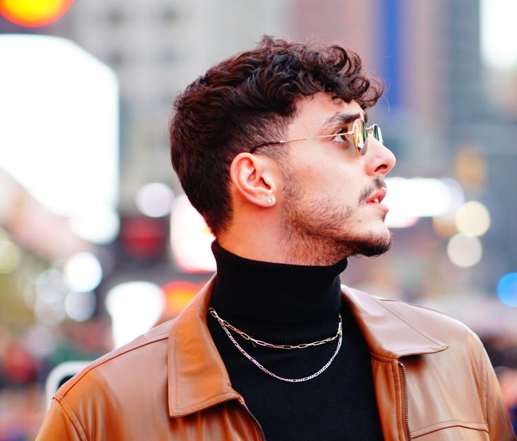 New York City: Solo or Couples Photoshoot in Times Square! - Key Points