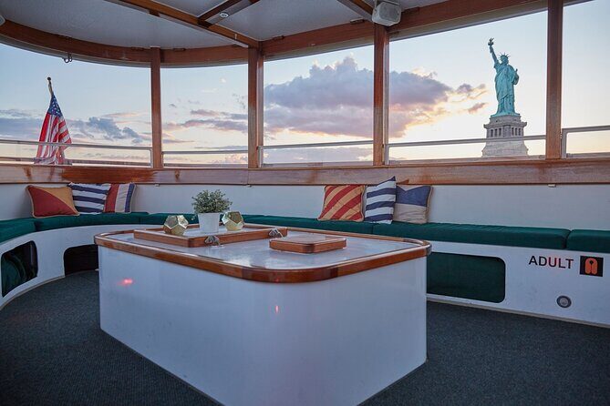 New York City Sunset Cocktail Cruise on Small Yacht - Key Points
