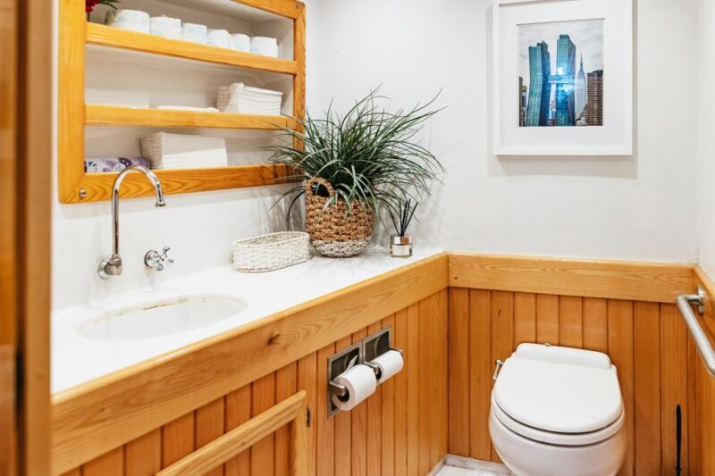 New York City: Sunset Yacht Cruise - FAQ