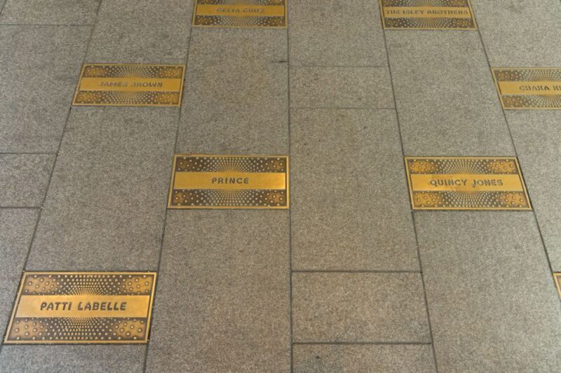 New York City: Tour of Manhattan, Bronx, Queens & Brooklyn - The Cons: What to Keep in Mind