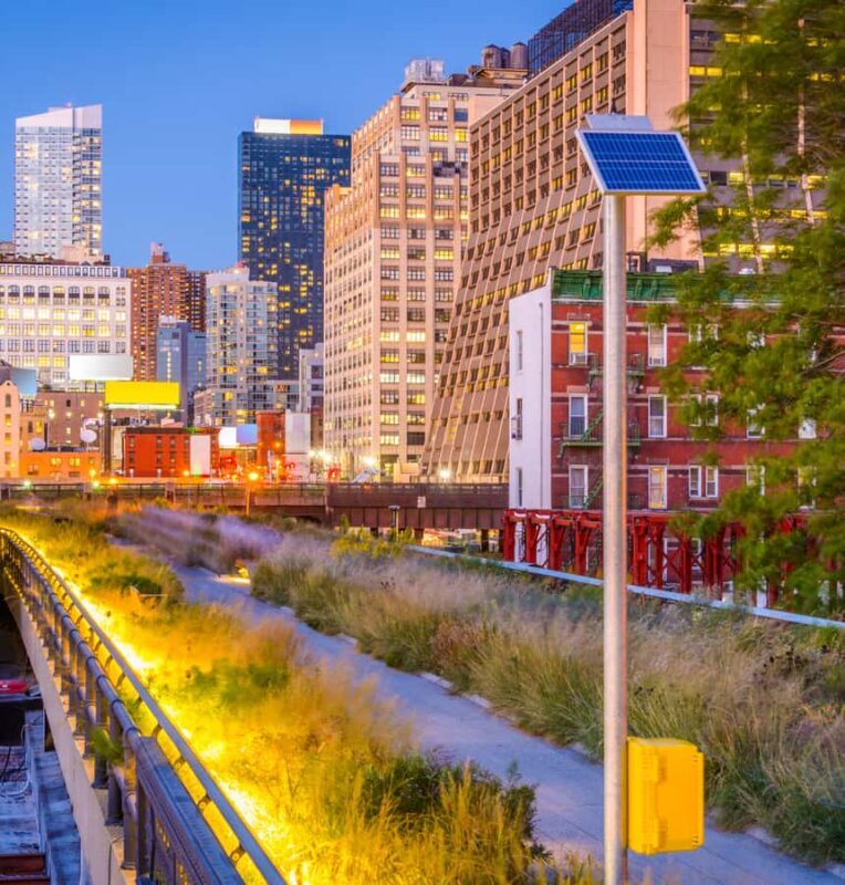 New York City Walk Tour HighLine Chelsea Market West Village - What the Tours Really Like: The Good and the Not-So-Good