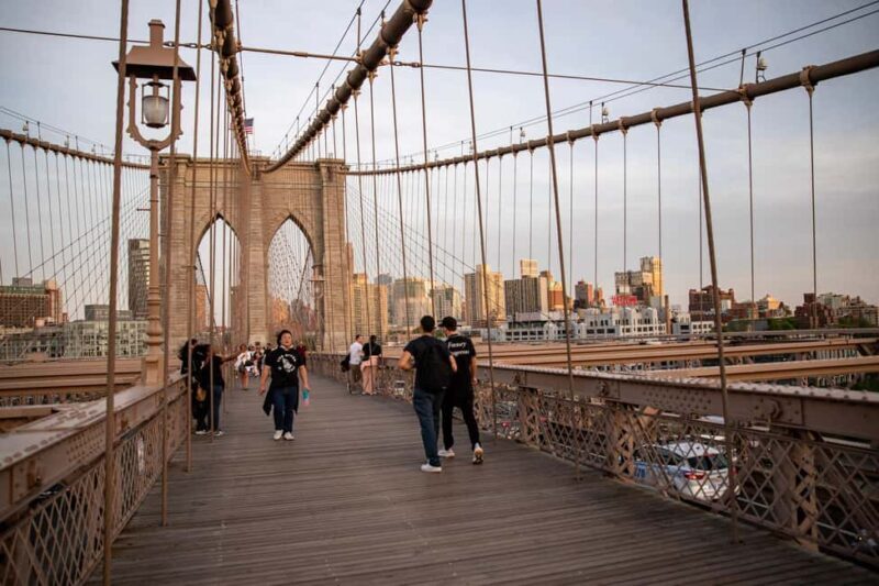 New York City Walk Tour Williamsburg DUMBO Brooklyn Bridge - The Value of This Tour