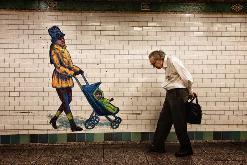 New York City:Subway Stations, Murals, and People Photo Tour - Exploring the Details of the Tour