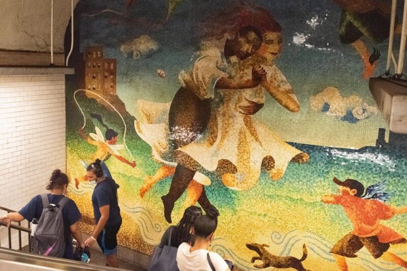 New York City:Subway Stations, Murals, and People Photo Tour - FAQ