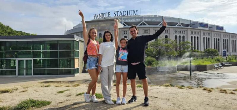 New York Contrasts Tour in Spanish, three great neighborhoods. - The Itinerary in Detail