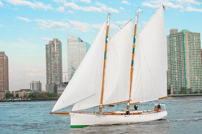 New York Fall Foliage Sail up the Hudson River - Who will enjoy this tour most?