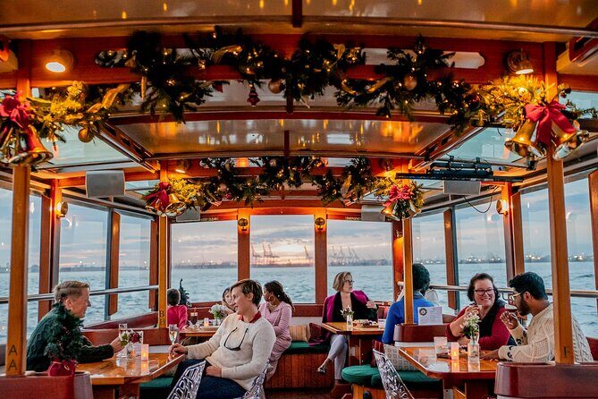 New York Harbor Live Holiday Jazz Cruise - Who Is This Cruise Best For?