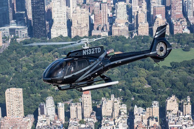 New York Helicopter Tour: Ultimate Manhattan Sightseeing - The Experience on the Ground