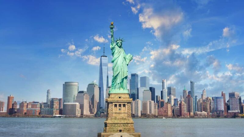 New York: Statue of Liberty and Hop-On Hop-Off Bus Tour - The Sum Up