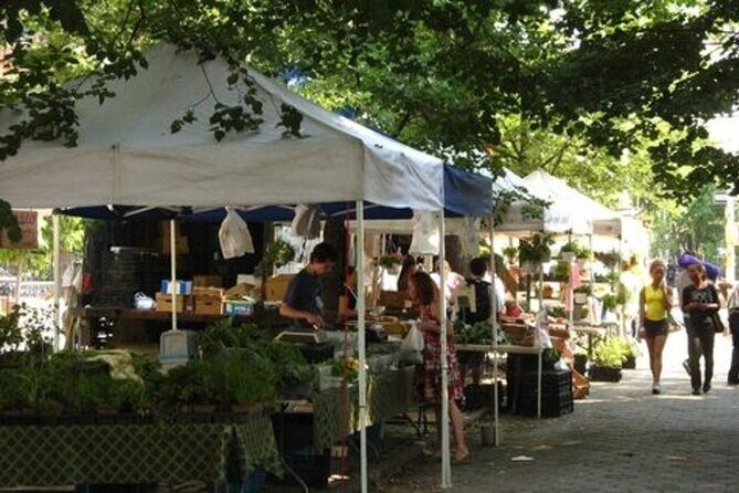 New York Street Food Guided Walking Tour with a Guide - Is This Tour Right for You?