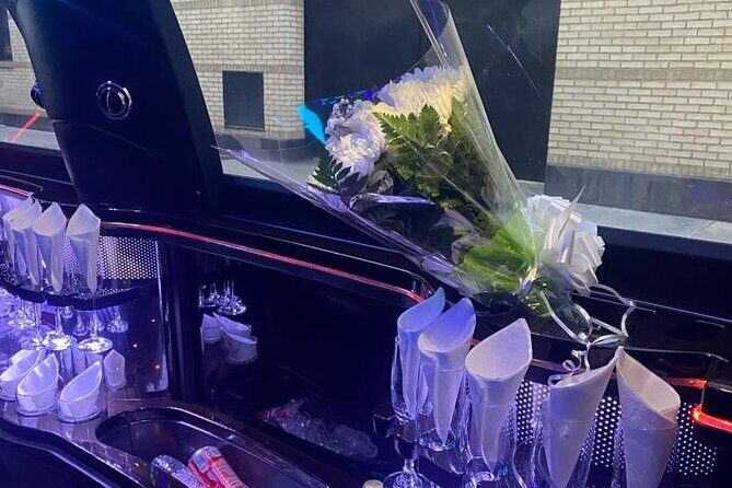 Newark To Manhattan Private Transfer in SUV, Limousine or Van - FAQ