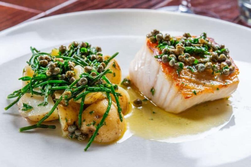 Newcastle: 3-Course Meal with Sparkling Wine - Who Would Love This?