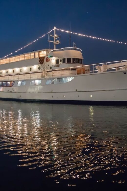 Newport Beach: Christmas Eve Buffet Brunch or Dinner Cruise - Practical Details and Considerations