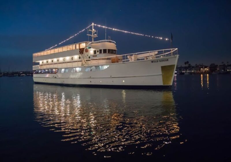 Newport Beach: Thanksgiving Buffet Brunch or Dinner Cruise - An Honest Look at the Experience