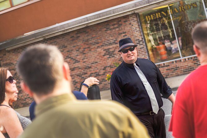 Newport Gangster Tour - A Closer Look at the Newport Gangster Tour