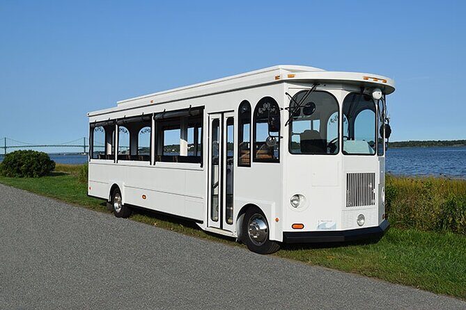 Newport Open Air Trolley Tour With Breakers Admission (Ages 5+) - What Travelers Say