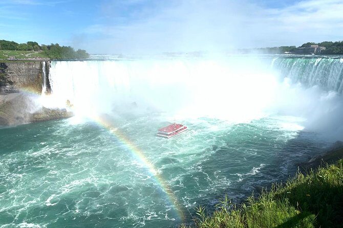 Niagara Falls Canada Day + Night Small Group Tour w/Falls Dinner - A Deep Dive Into the Experience