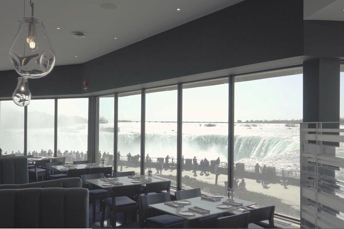 Niagara Falls Canada Day + Night Small Group Tour w/Falls Dinner - Who Should Consider This Tour?