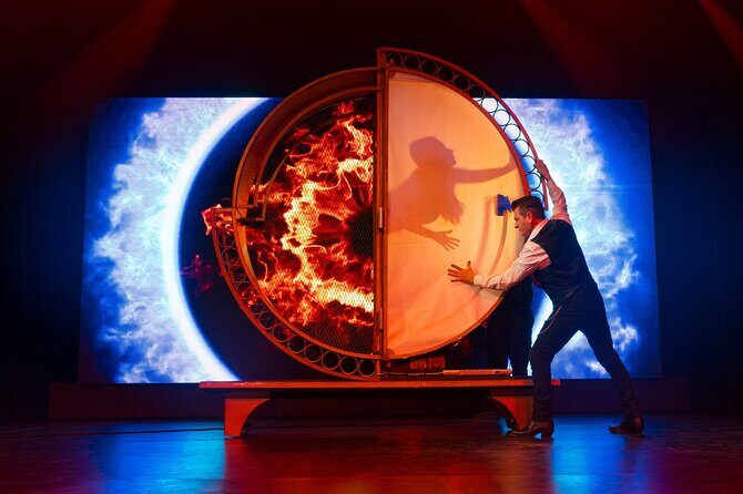 Niagara Falls, Canada: Wild Magic Show Ticket - Who Will Love This Experience?