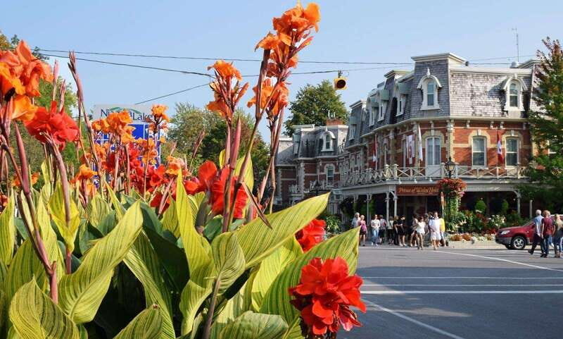 Niagara Falls: Canada with a Portuguese-speaking guide - FAQs