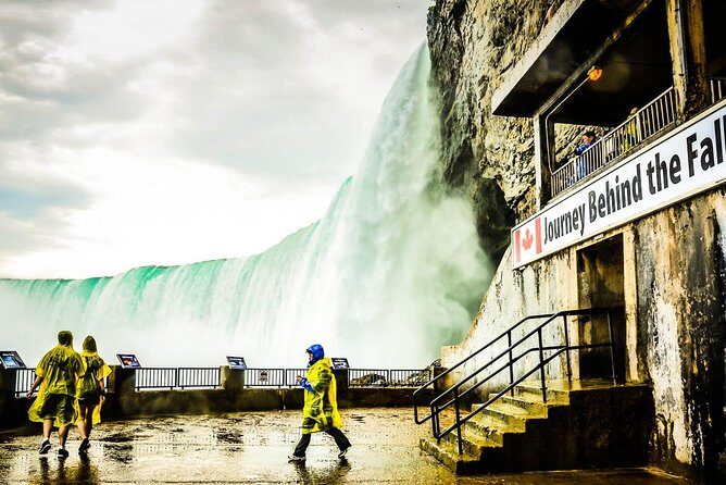 Niagara Falls Day and Evening Tour With Boat Cruise & Dinner (optional) - Is This Tour Right for You?