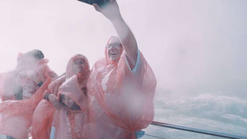 Niagara Falls: Day & Night Tour with Boat Ride and Dinner - Who Should Consider This Tour?