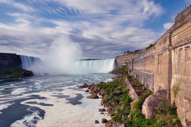 Niagara Falls Day Tour from Toronto with Boat Cruise and Lunch - Key Points
