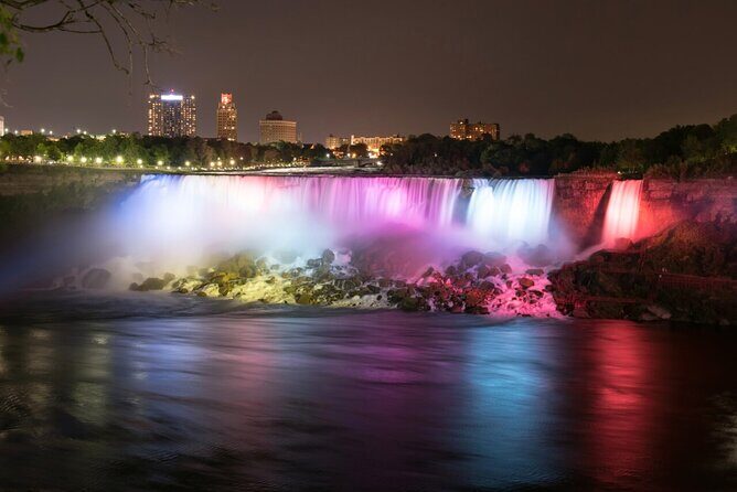 Niagara Falls Evening Tour with Boat, Dinner & Illumination Tower - What to Expect from the Tour