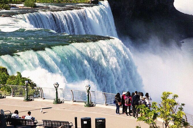 Niagara Falls Guided Vehicle Tour Canada - Who Is This Tour Best For?