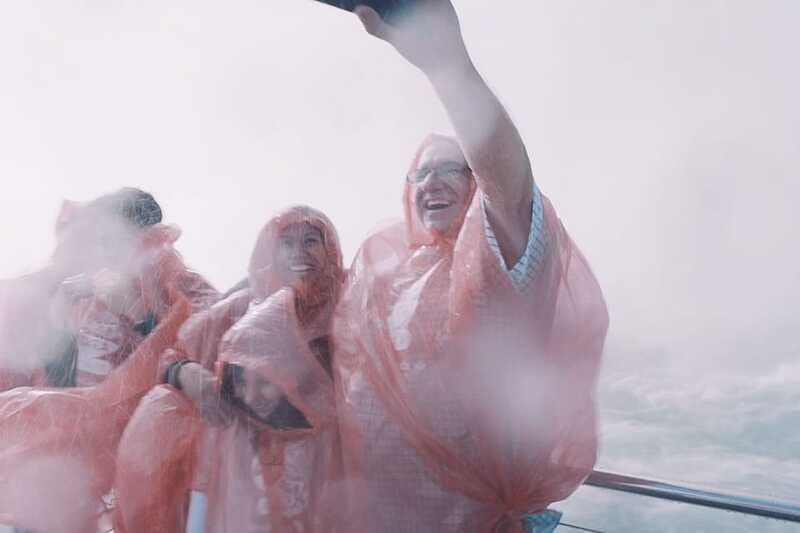 Niagara Falls, ON: Helicopter Ride with Boat & Skylon Lunch - Practical Tips