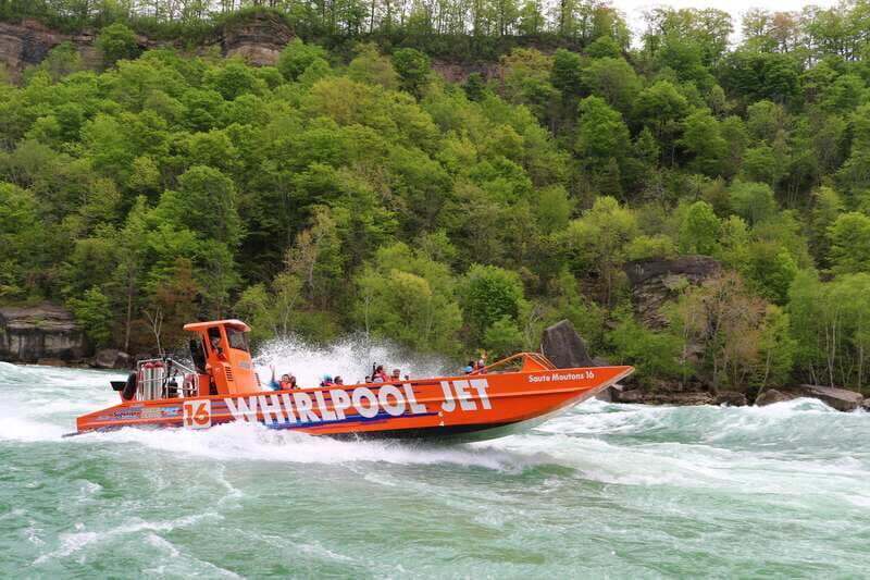 Niagara Falls, ON: Jet Boat Tour on Niagara River - The Dry vs. Wet Experience: Choosing Whats Best
